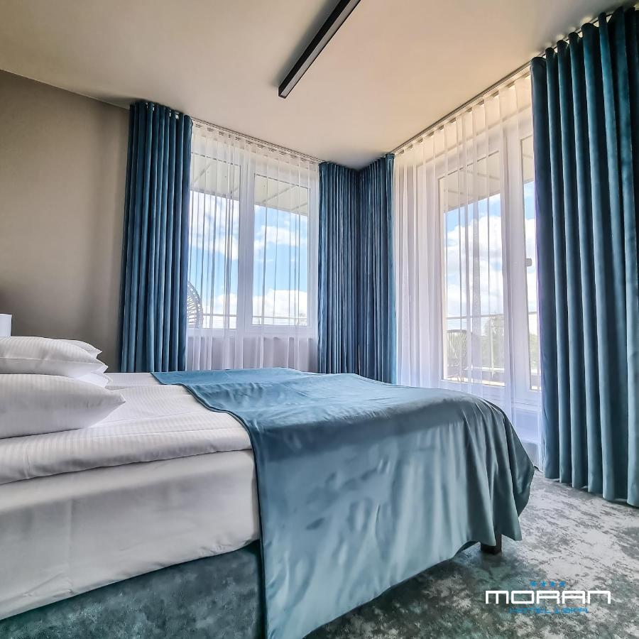 Hotel Moran & Spa Powidz  Bagian luar foto