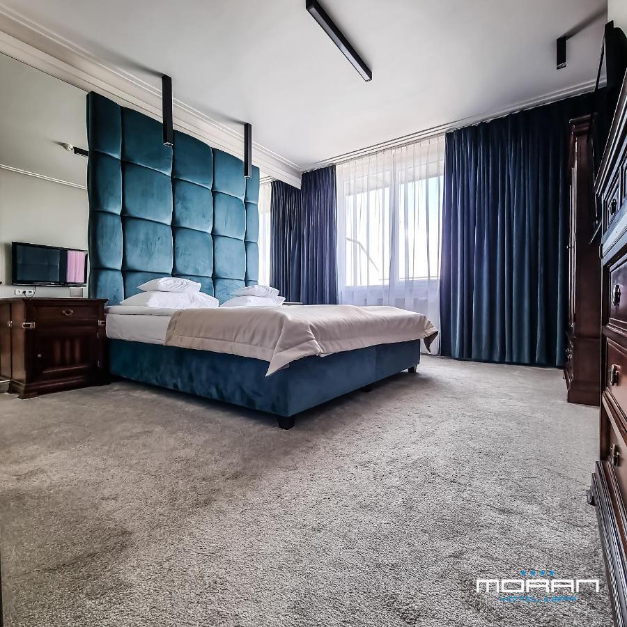 Hotel Moran & Spa Powidz  Bagian luar foto