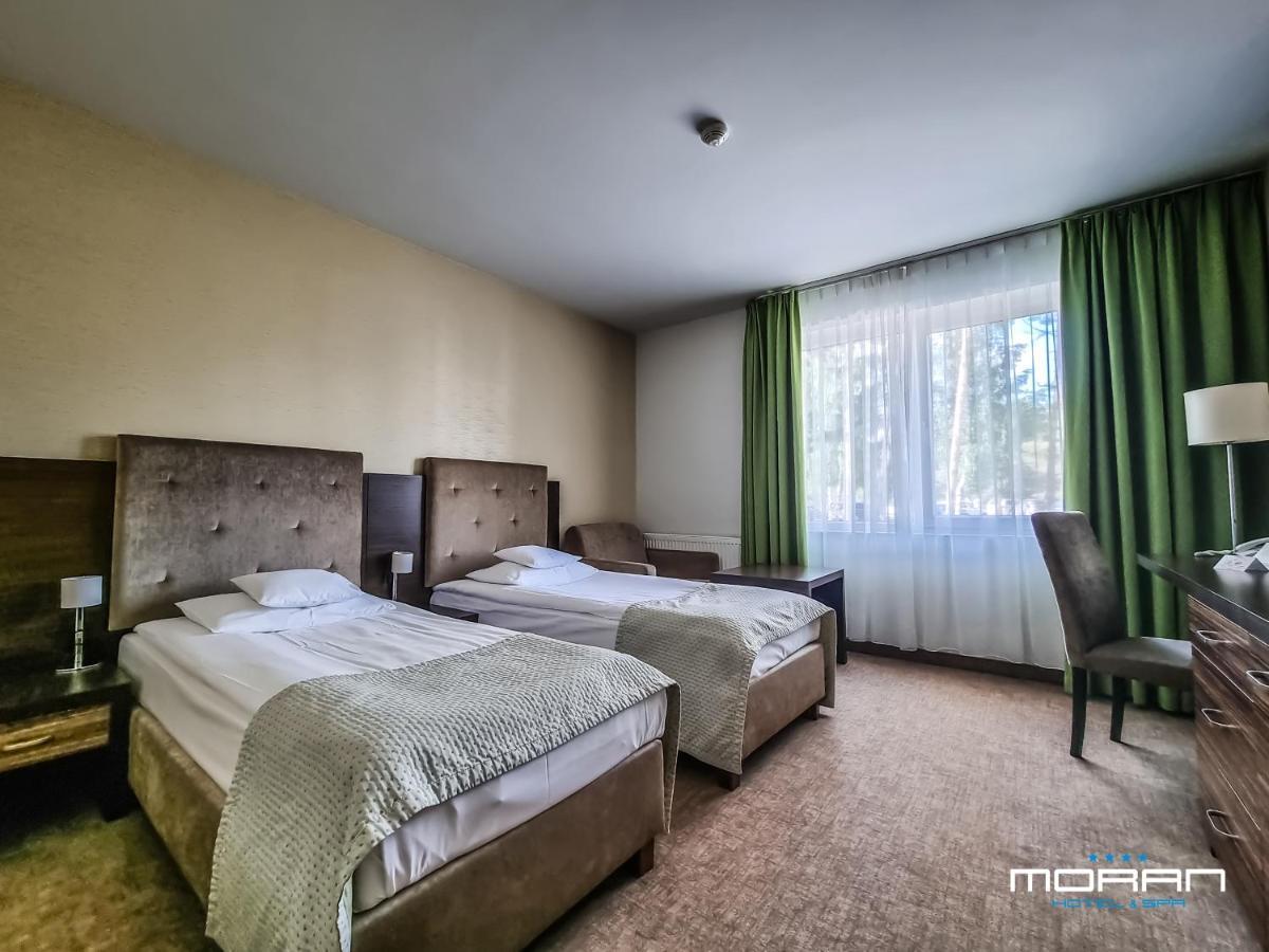 Hotel Moran & Spa Powidz  Bagian luar foto