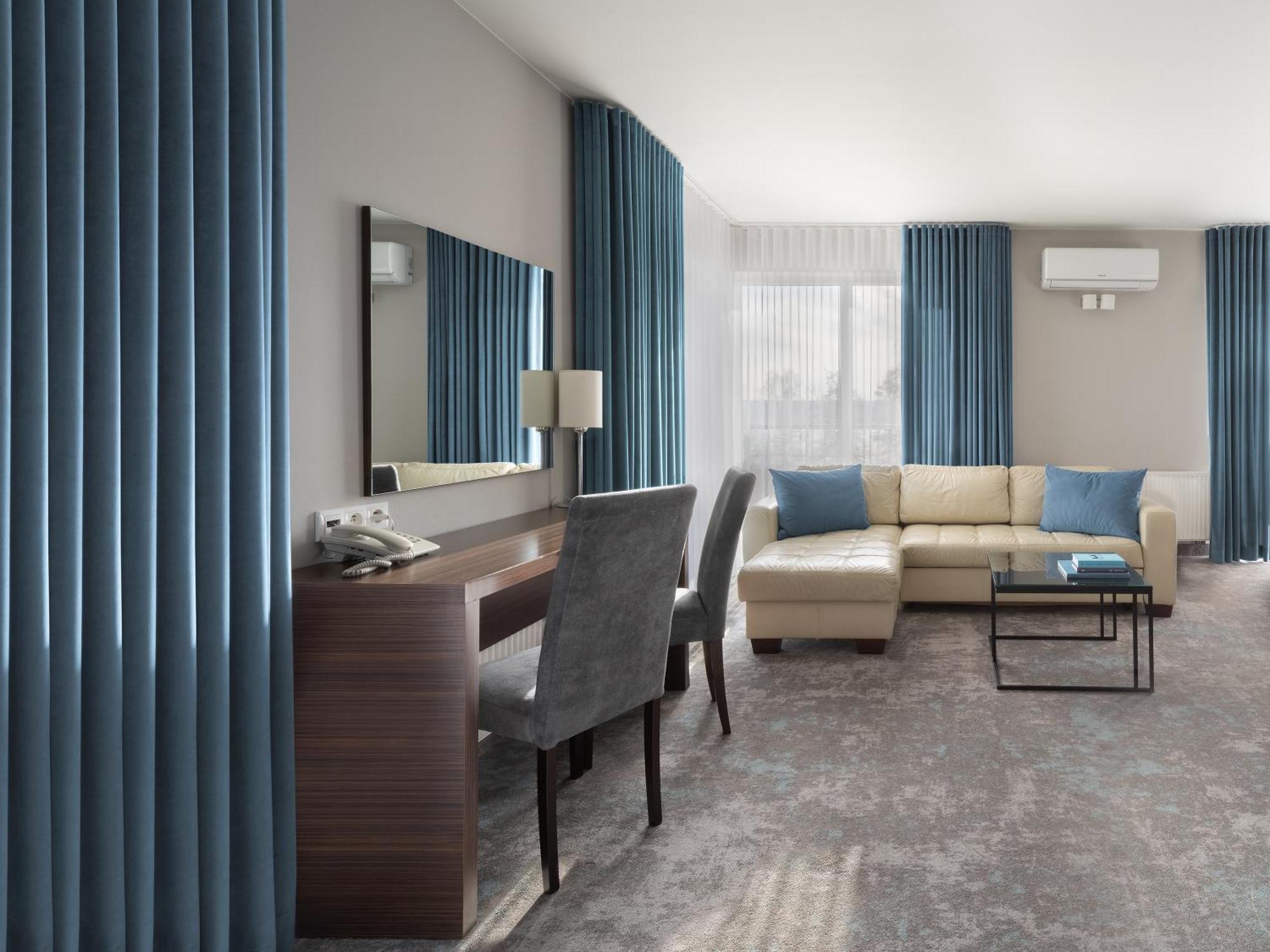Hotel Moran & Spa Powidz  Bagian luar foto