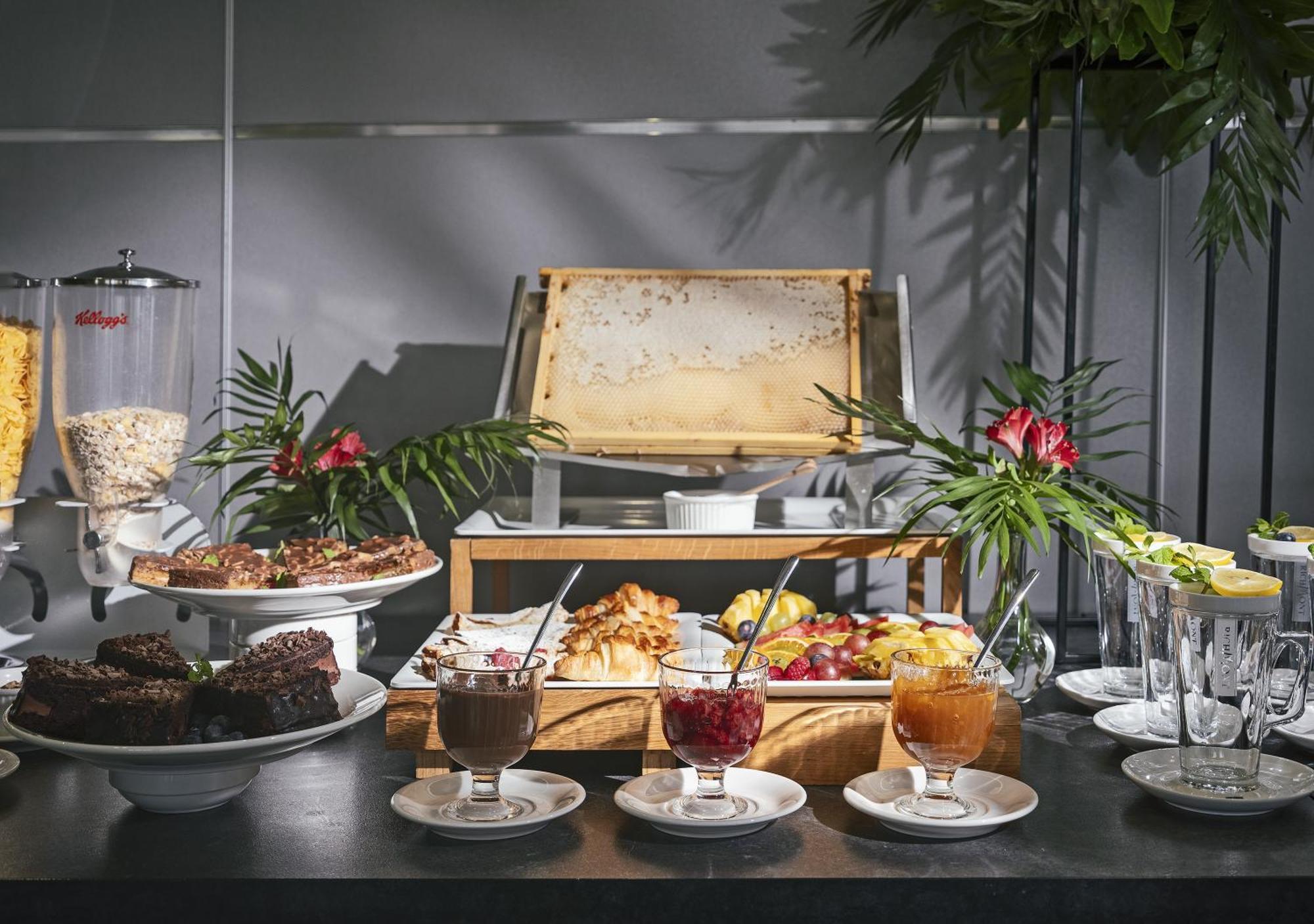 Hotel Moran & Spa Powidz  Bagian luar foto